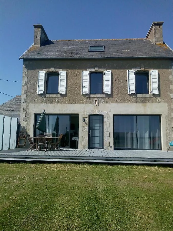 Kerautret Vian Villa Plougoulm